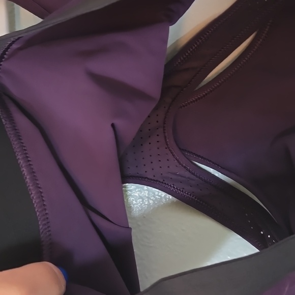 Victoria Sport | Purple Sports Bra Size Large - Picture 5 of 7